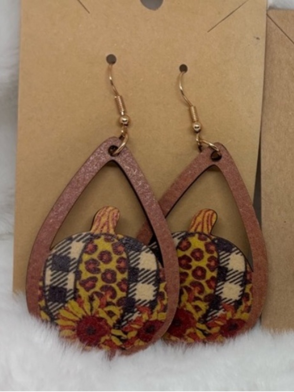 Earring Bundle - Picture 2 of 4